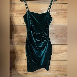 Hoco Dress - Emerald Green - Form-Fitting